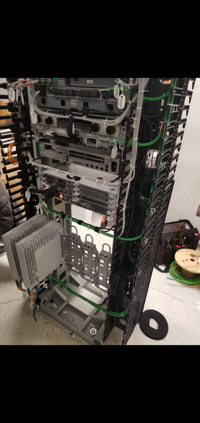 Cellular DAS headend equipment rack detail