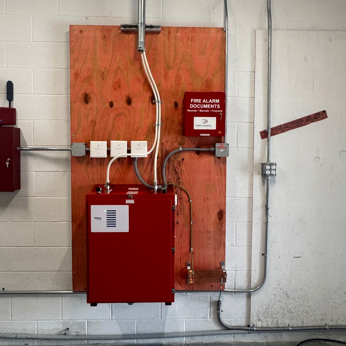Public safety BDA headend in logistics warehouse equipment area
