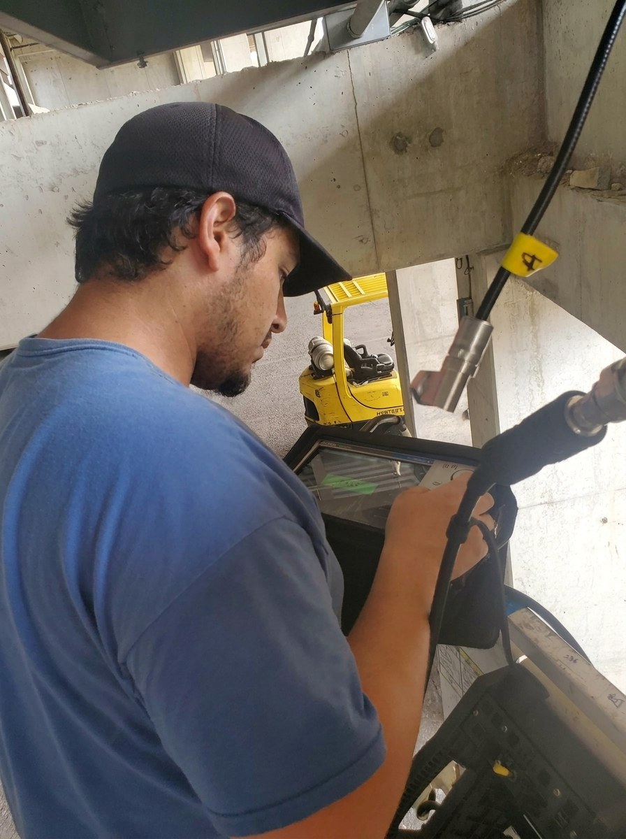RF testing and maintenance field verification work